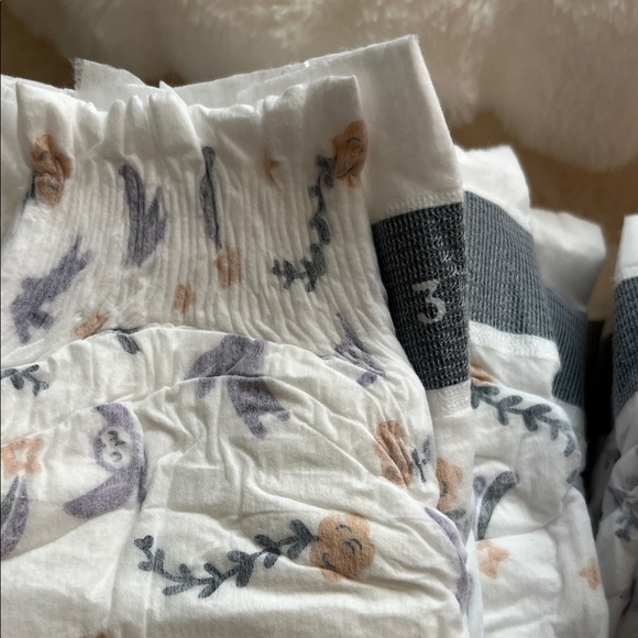 Size 3 diaper bundle - Picture 3 of 12